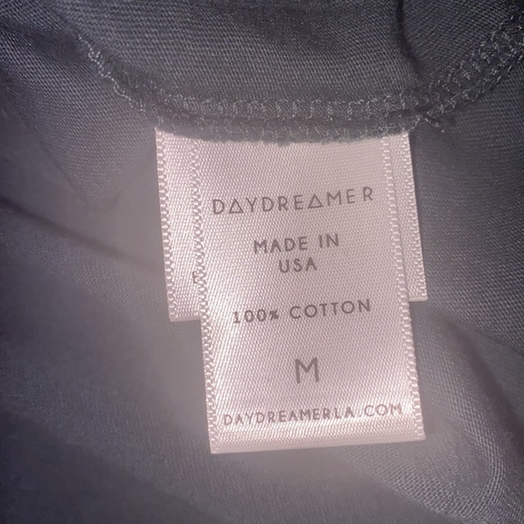 🖤✨HOST PICK✨🖤✨🎲🖤BNWT🖤🎲DAYDREAMER ROLLING STONES TEE🎲🖤M🖤🎲 USA🖤🎲 - Picture 4 of 9